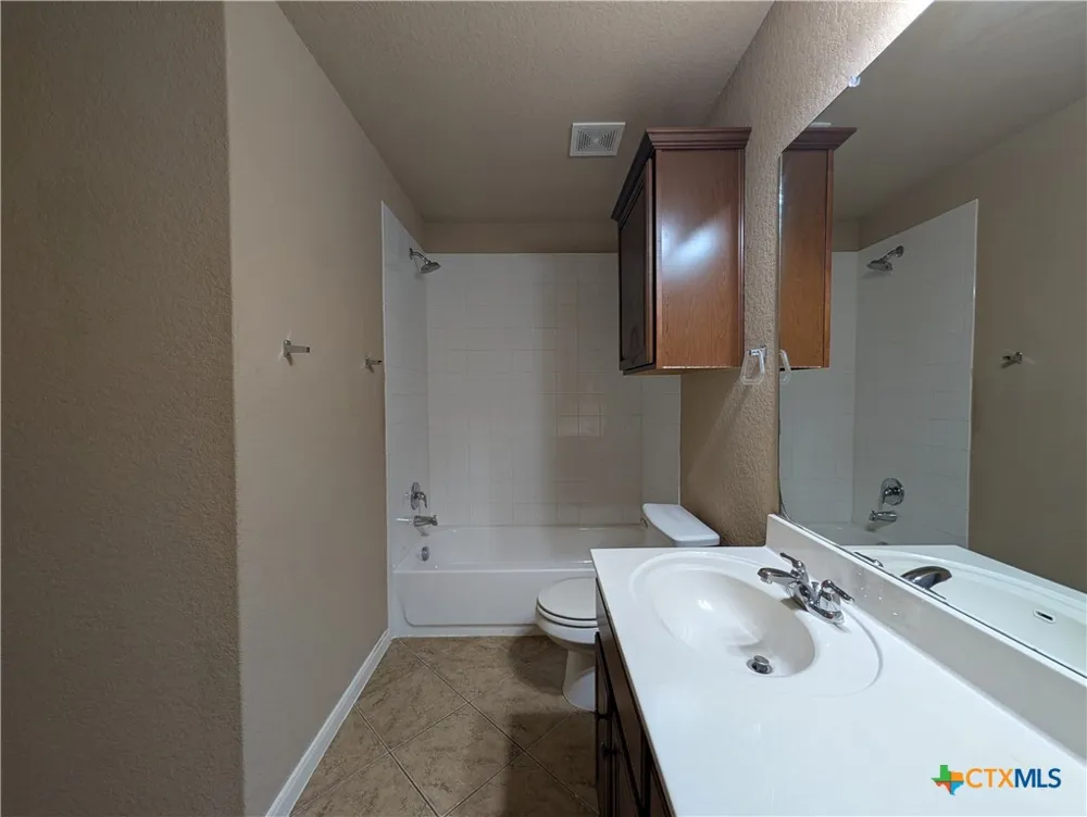 212 Oak Creek Way New Braunfels, TX 78130