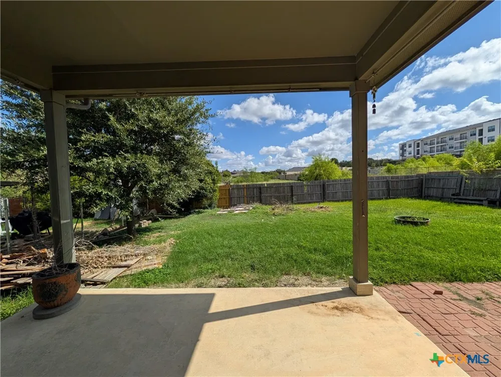 212 Oak Creek Way New Braunfels, TX 78130