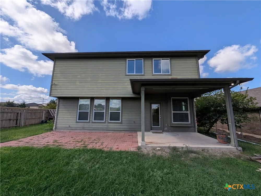 212 Oak Creek Way New Braunfels, TX 78130