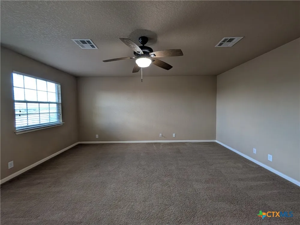 212 Oak Creek Way New Braunfels, TX 78130