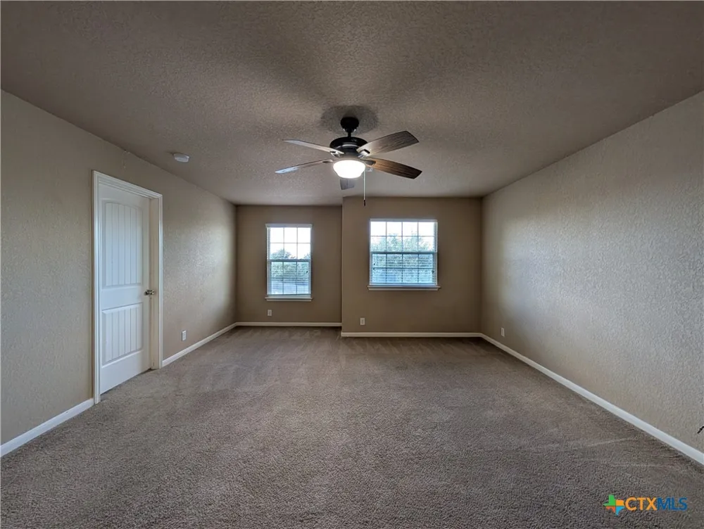 212 Oak Creek Way New Braunfels, TX 78130
