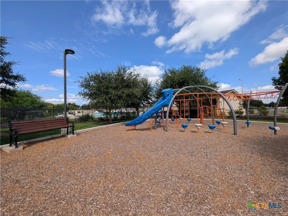 212 Oak Creek Way New Braunfels, TX 78130