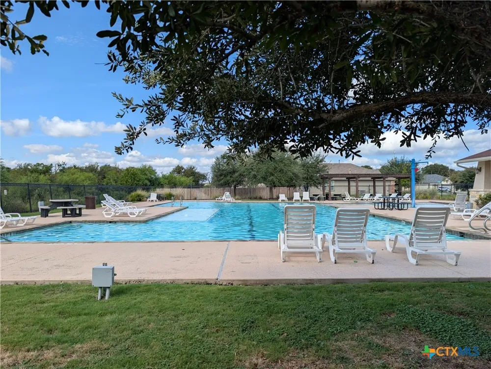 212 Oak Creek Way New Braunfels, TX 78130