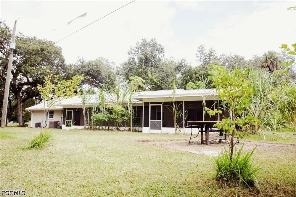 County Rd 78 Fort Denaud, FL 33935