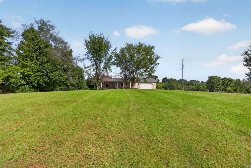4722 Root Station Road Jackson, MI 49201