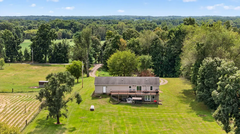 4722 Root Station Road Jackson, MI 49201