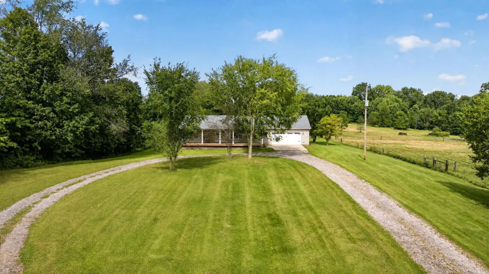 4722 Root Station Road Jackson, MI 49201