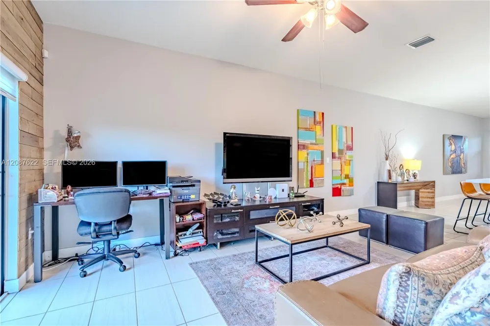 7809 NW 104th Ave #31 Doral, FL 33178