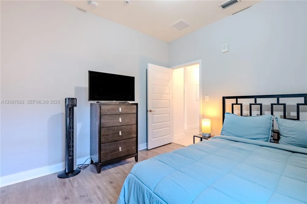 7809 NW 104th Ave #31 Doral, FL 33178