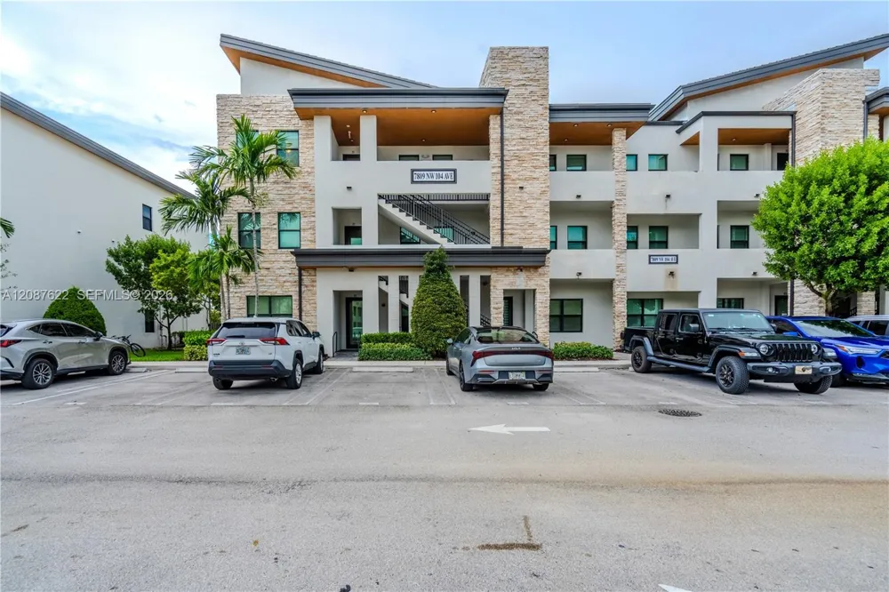 7809 NW 104th Ave #31 Doral, FL 33178