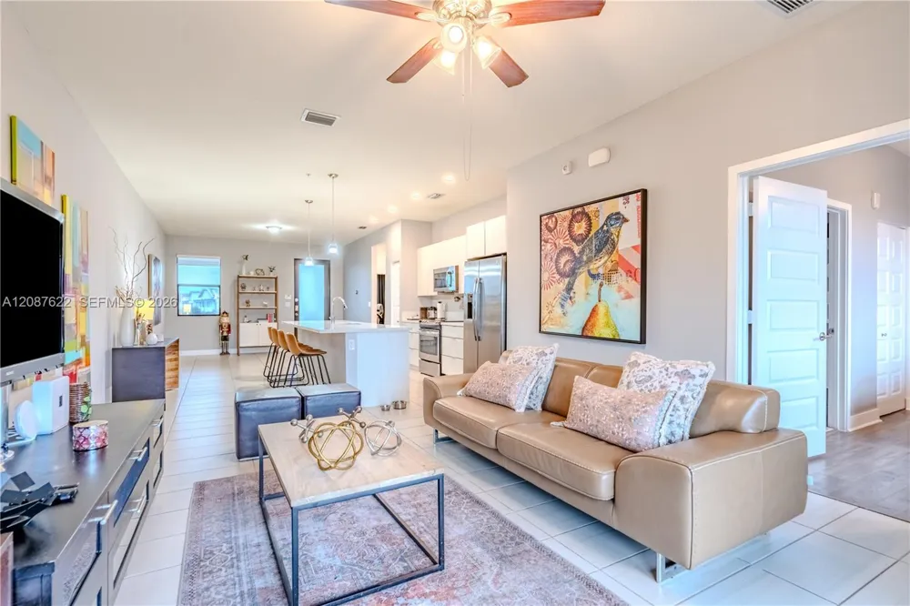 7809 NW 104th Ave #31 Doral, FL 33178