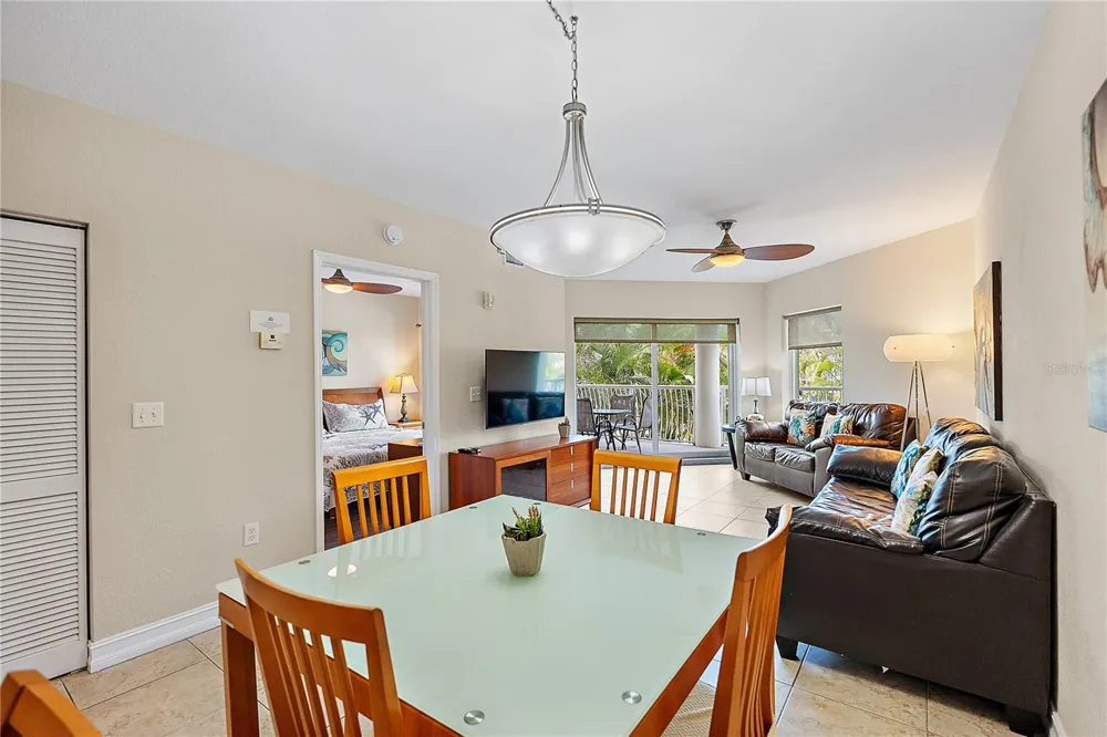 11605 GULF BOULEVARD #203 Treasure Island, FL 33706
