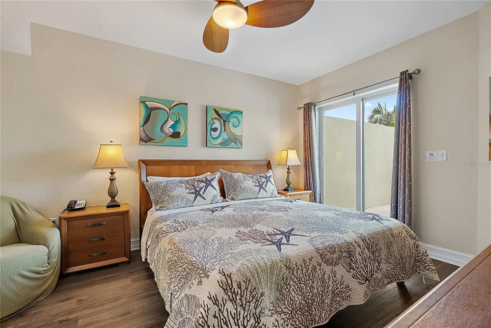 11605 GULF BOULEVARD #203 Treasure Island, FL 33706