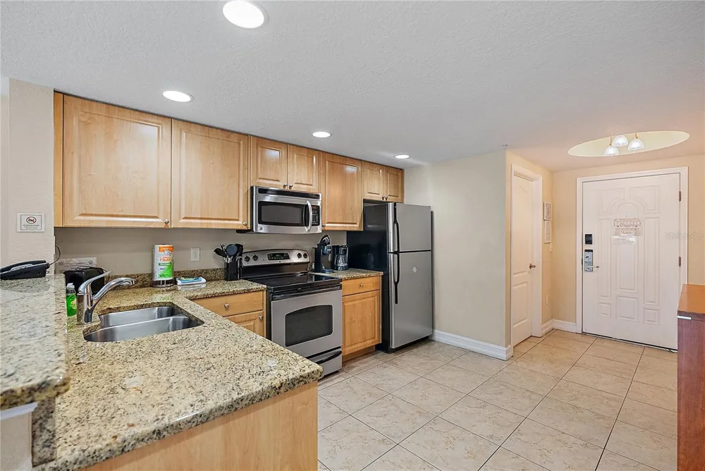 11605 GULF BOULEVARD #203 Treasure Island, FL 33706