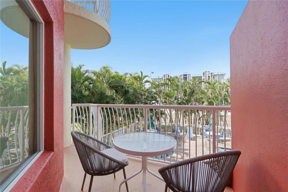 11605 GULF BOULEVARD #203 Treasure Island, FL 33706