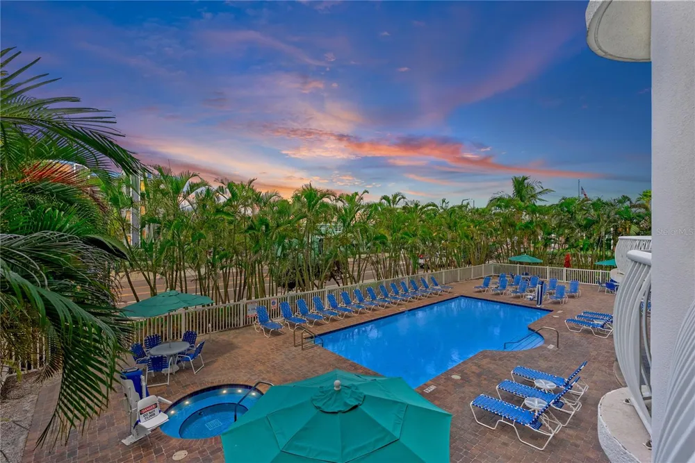 11605 GULF BOULEVARD #203 Treasure Island, FL 33706