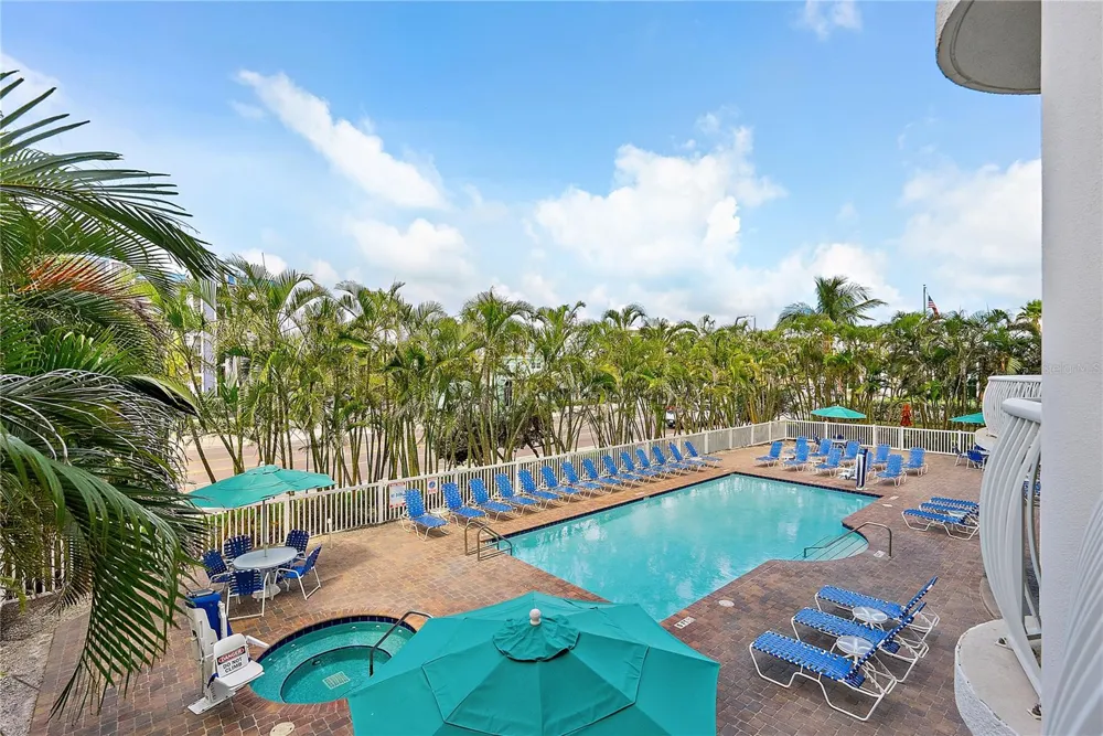 11605 GULF BOULEVARD #203 Treasure Island, FL 33706