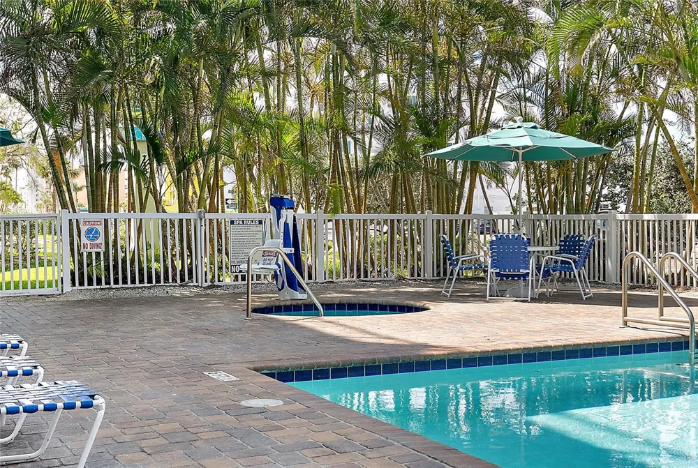 11605 GULF BOULEVARD #203 Treasure Island, FL 33706