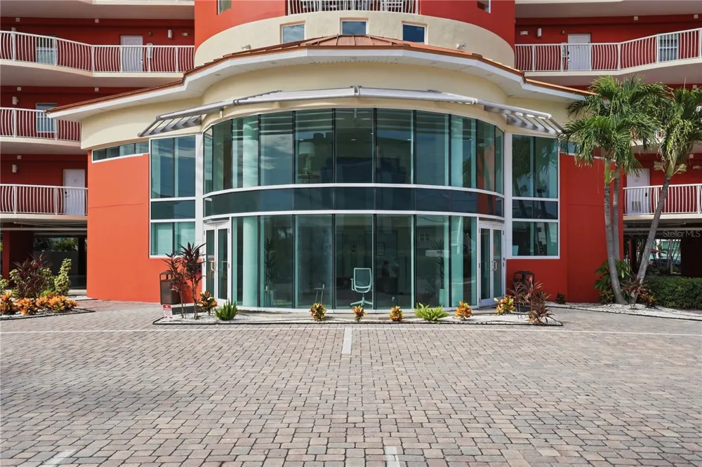 11605 GULF BOULEVARD #203 Treasure Island, FL 33706