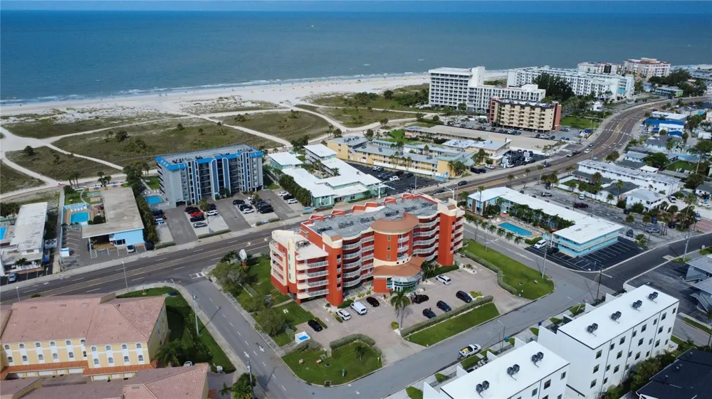 11605 GULF BOULEVARD #203 Treasure Island, FL 33706