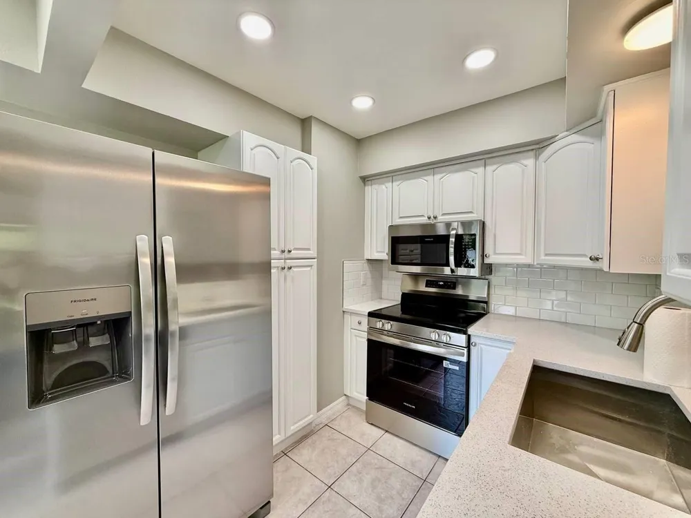 16596 BRIGADOON DRIVE Tampa, FL 33618