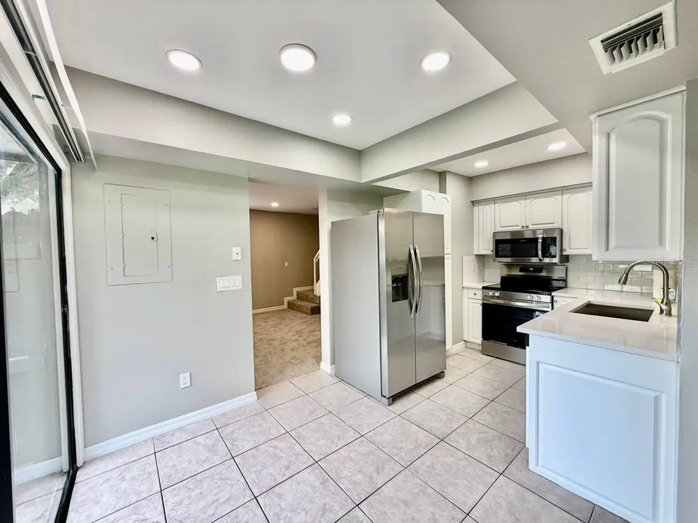 16596 BRIGADOON DRIVE Tampa, FL 33618