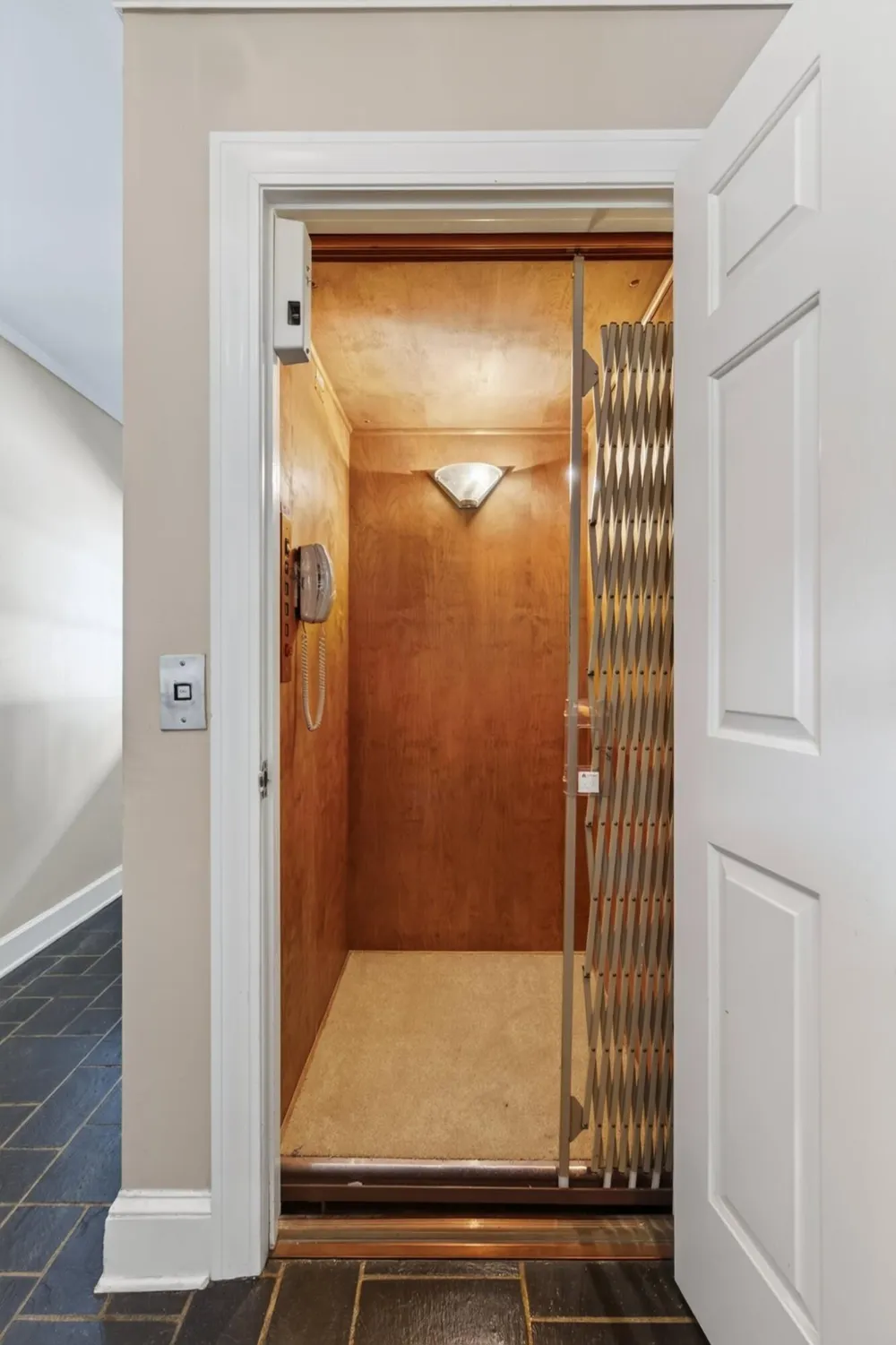 100 Scenic Highway #49 Lookout Mountain, TN 37350