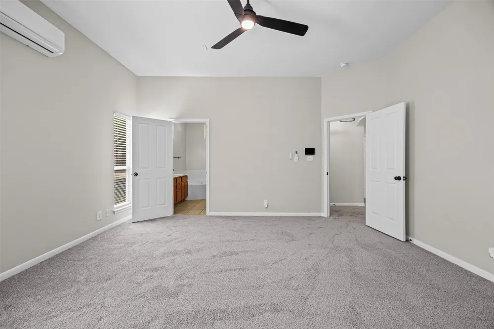 5881 Fergus Kyle, TX 78640