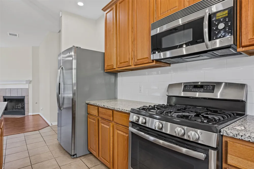 5881 Fergus Kyle, TX 78640