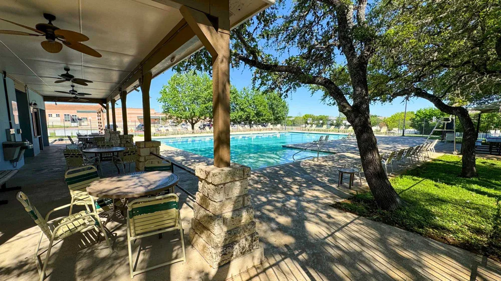 5881 Fergus Kyle, TX 78640