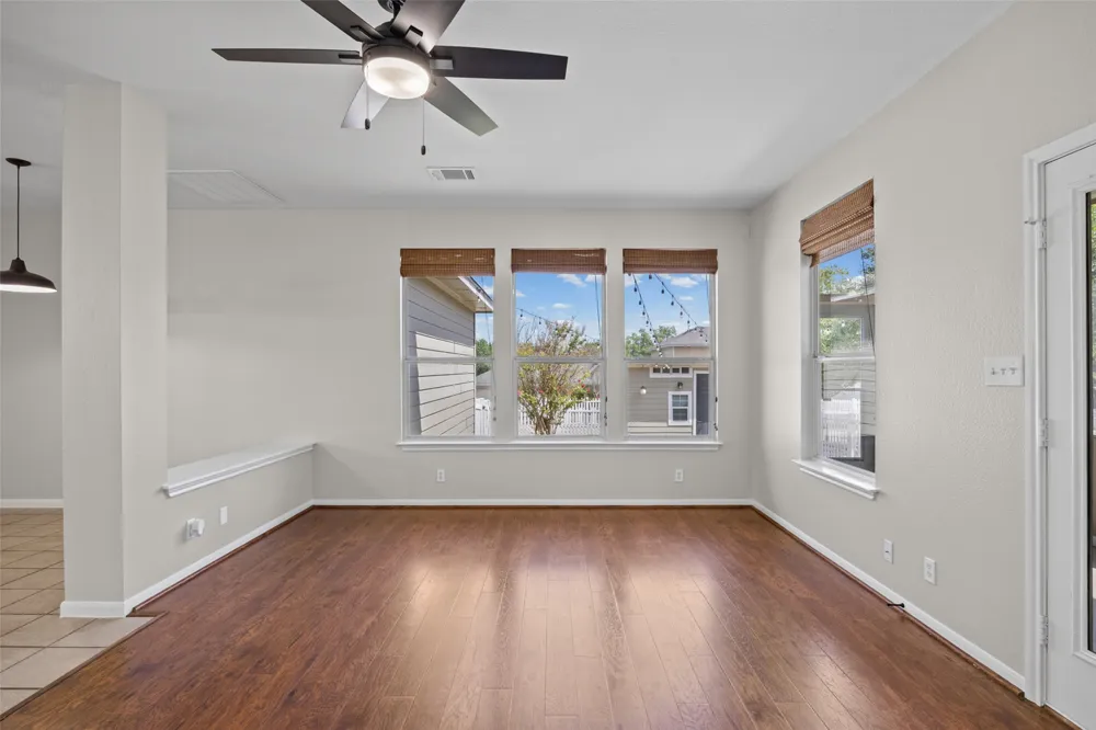 5881 Fergus Kyle, TX 78640