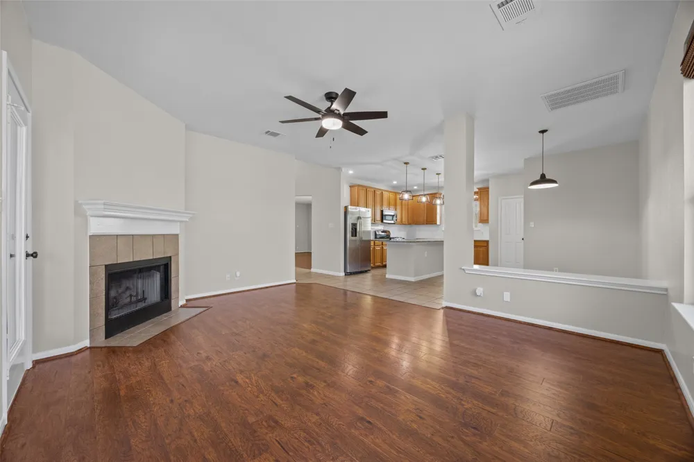 5881 Fergus Kyle, TX 78640