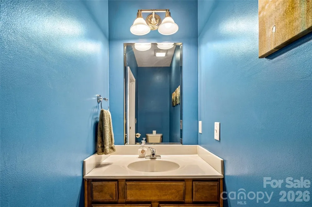 14 Summit Circle Hendersonville, NC 28739