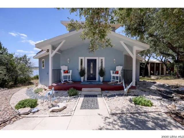 3811 POTTERS CREEK RD Canyon Lake, TX 78133