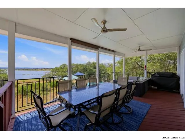 3811 POTTERS CREEK RD Canyon Lake, TX 78133