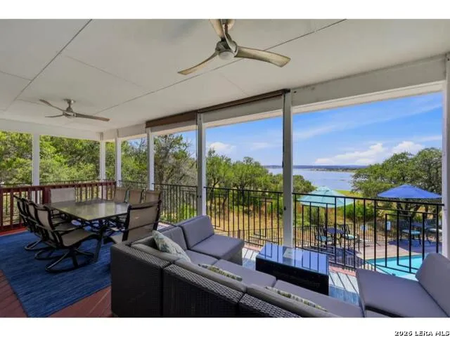 3811 POTTERS CREEK RD Canyon Lake, TX 78133