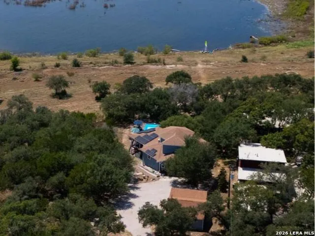 3811 POTTERS CREEK RD Canyon Lake, TX 78133
