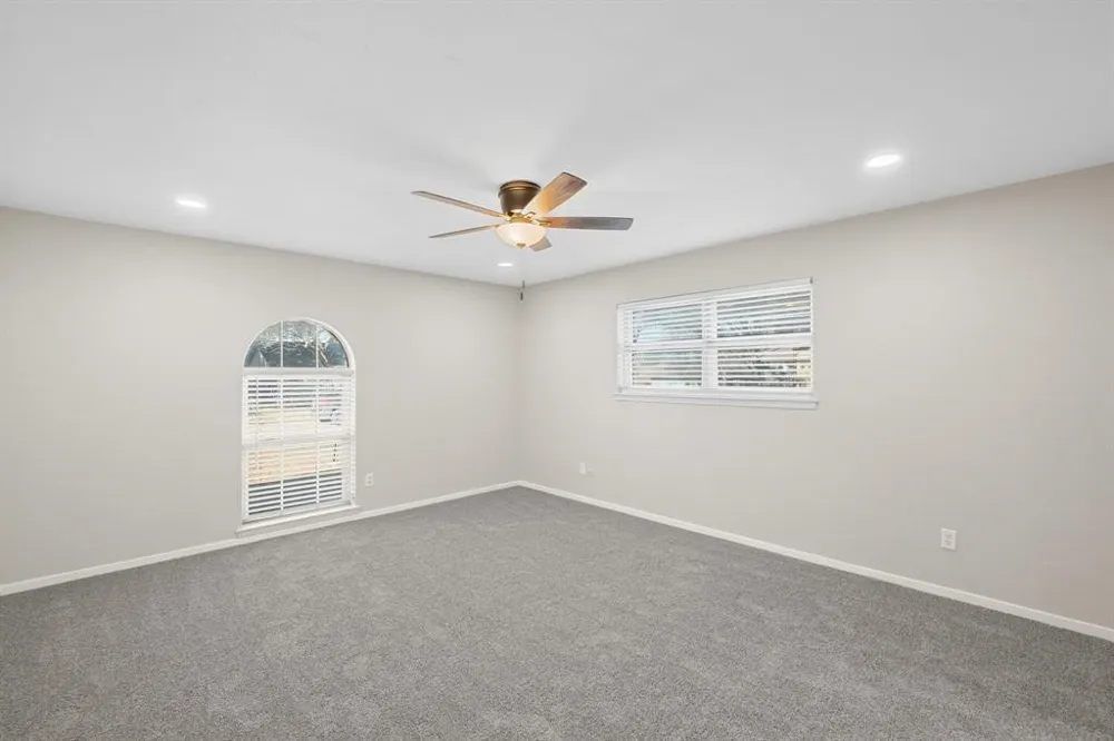 2001 San Jacinto Drive Arlington, TX 76012