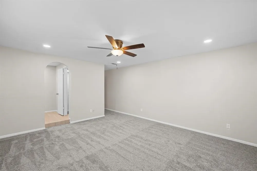 2001 San Jacinto Drive Arlington, TX 76012