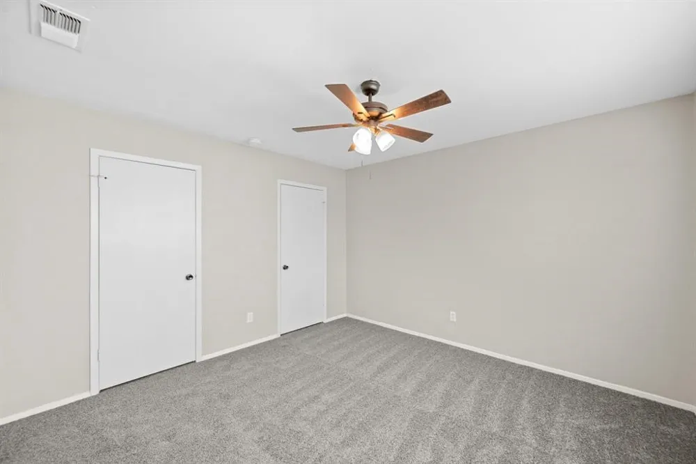2001 San Jacinto Drive Arlington, TX 76012