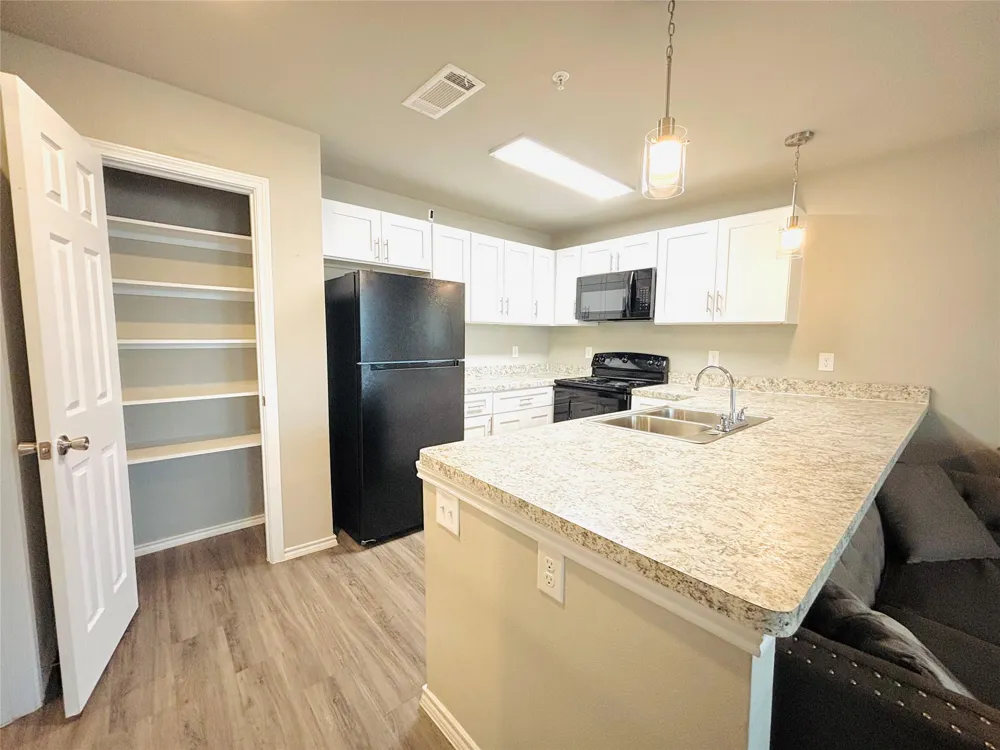 6108 Abrams Road #202 Dallas, TX 75231