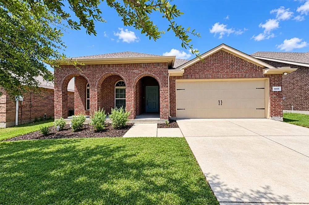 1213 Lambert Drive Princeton, TX 75407