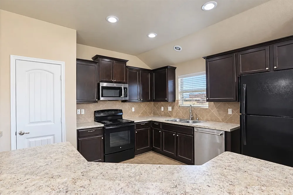 1213 Lambert Drive Princeton, TX 75407