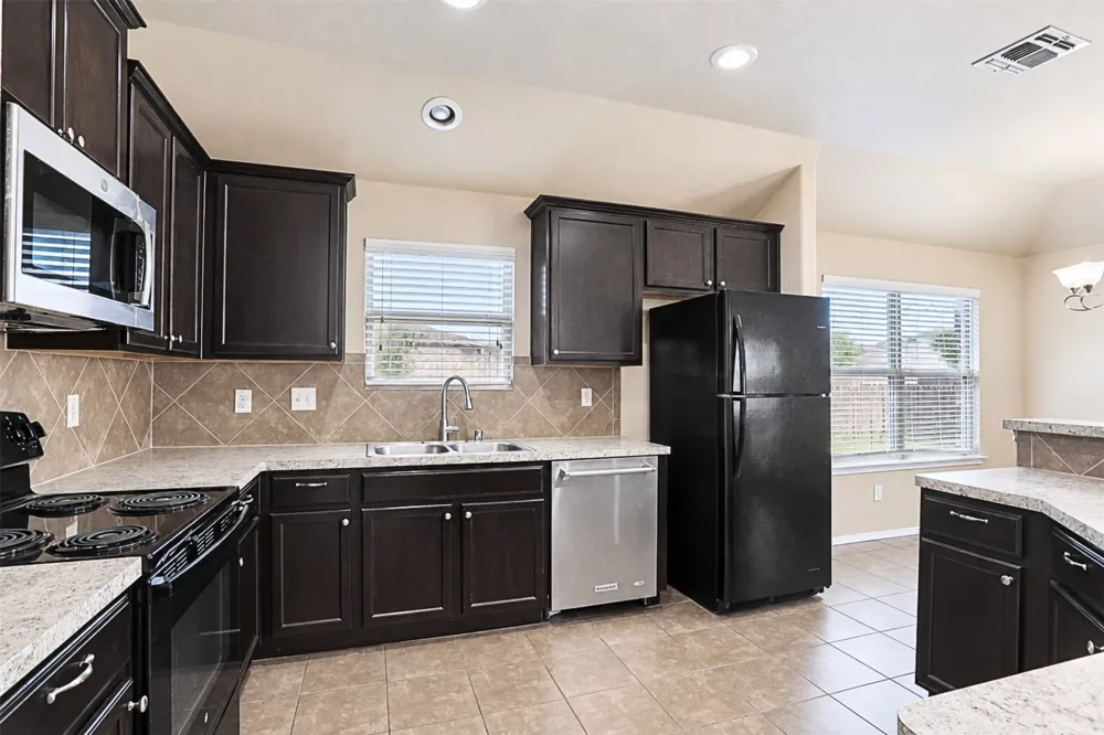 1213 Lambert Drive Princeton, TX 75407