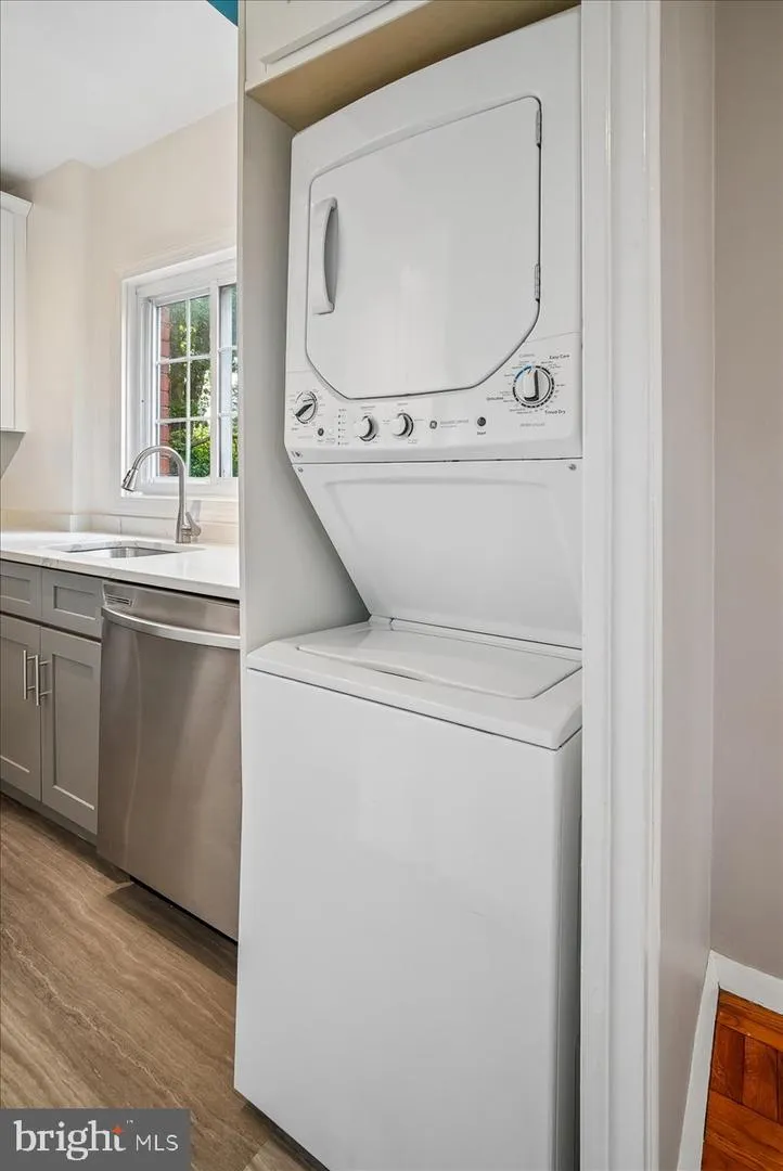 3506 MARTHA CUSTIS DRIVE Alexandria, VA 22302