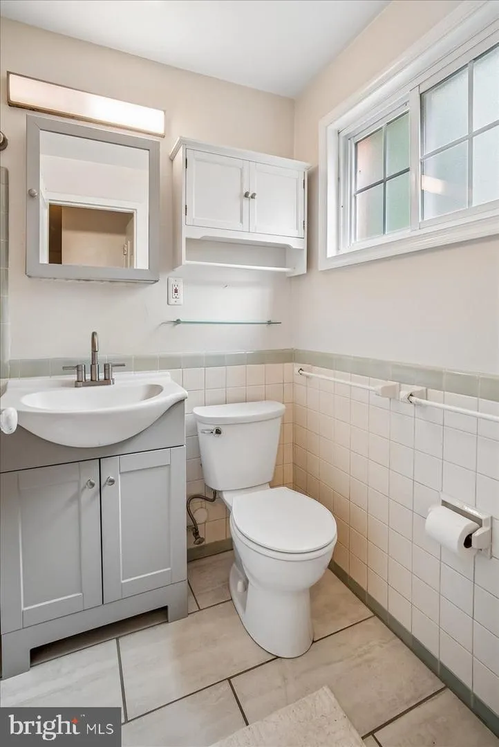 3506 MARTHA CUSTIS DRIVE Alexandria, VA 22302