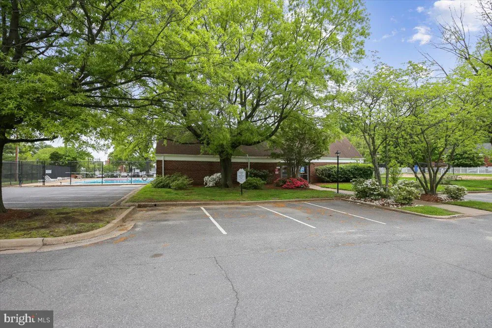 3506 MARTHA CUSTIS DRIVE Alexandria, VA 22302