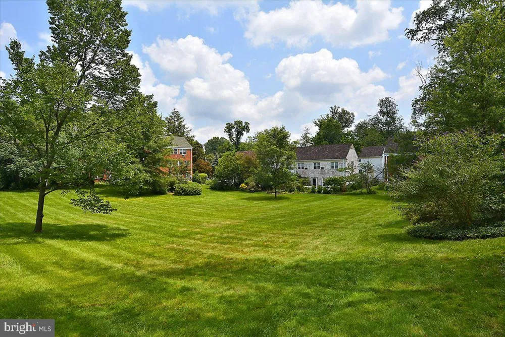 3506 MARTHA CUSTIS DRIVE Alexandria, VA 22302