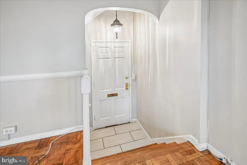3506 MARTHA CUSTIS DRIVE Alexandria, VA 22302
