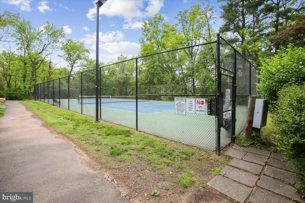3506 MARTHA CUSTIS DRIVE Alexandria, VA 22302